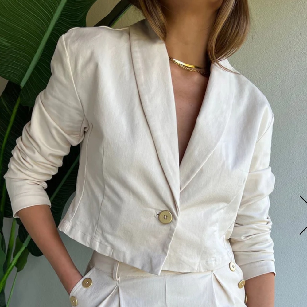 Crop blazer